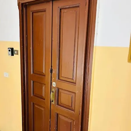 Apartament Monolocale Vista Mare - Fara's *